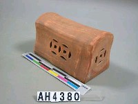 藏品(枕﹝錢孔紋﹞)的圖片